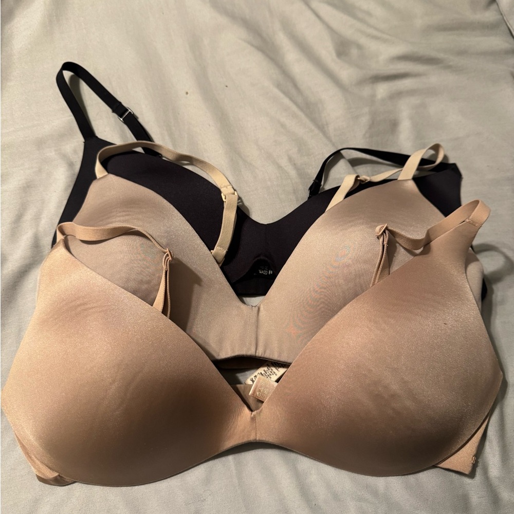 SKIMS Black and Tan Bra Set